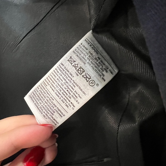 Banana Republic Captain's Blazer in navy blue wool blend with gold-toned buttons - Picture 4 of 4